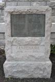 Hôtel de ville de Thetford Mines. Vue de détail, monument.