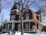 79, rue Sainte-Anne. Vue d'angle - droit