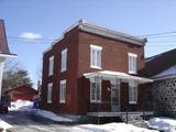 107, rue Sainte-Anne. Vue d'angle - gauche