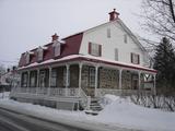 313-315, rue Sainte-Anne. Vue d'angle - droit