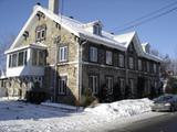 226-228, rue Sainte-Anne. Vue d'angle gauche