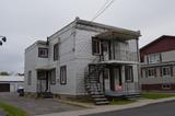 697-703, rue Saint-Antoine. Vue d'angle - gauche