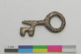 Collection d'objets du site archéologique Cartier-Roberval. Petite clé en laiton