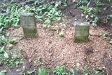 Cimetière familial Barber. Deux petites stèles