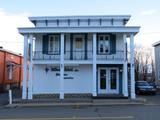 11239-11243, avenue Royale