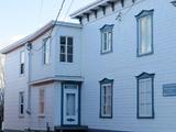 11239-11243, avenue Royale