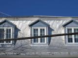 9069, avenue Royale