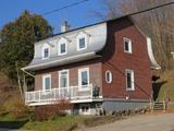 9487, avenue Royale