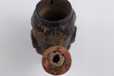 Pipe. Détail décor, côté proximal du fourneau et vue du dessus du tuyau
