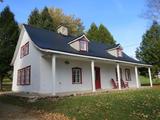 1853, avenue Royale