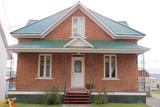 8076, avenue Royale