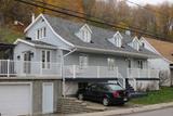 8235, avenue Royale