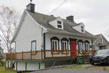 8338, avenue Royale