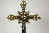 Crucifix d'autel. Vue de détail
