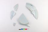 Assiette. Dessous