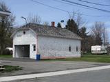 Garage. Vue d'angle