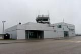 Aéroport de La Grande Rivière. Vue avant