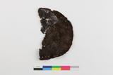 Fragment de semelle de chaussure. Côté B