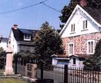 Maison Francis-Gros-Louis. Vue latérale en 1999.