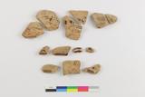 Fragments d'assiette. Face interne