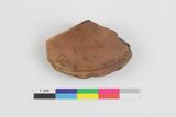 Fragment de couvercle. Face externe