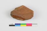 Fragment de couvercle. Face interne