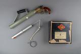 Ensemble de fusil lance-amarre. Vue générale