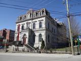 Eastern Townships Bank. Vue d'angle