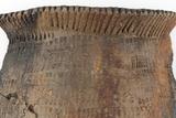 Fragments de vase. Détail du décor, haut du vase