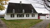 Site patrimonial de la Maison-Auclair-L'Heureux. Vue avant