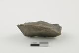 Fragment d'ébauche bifaciale. Vue latérale