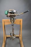 Moteur hors-bord Johnson. Vue d'angle