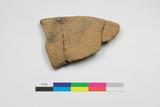 Fragment de vase métissé. Paroi externe