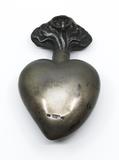 Coeur de dévotion. Vue arrière