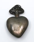 Coeur de dévotion. Vue arrière