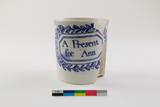 Tasse d'enfant. Côté D