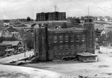 Hôtel de ville, vers 1938. Vue latérale droite