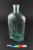 Bouteille à sirop d’hypophosphites. Vue générale