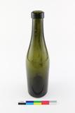 Bouteille d'eau purgative. Vue générale
