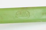 Brosse à dents. Détail de l'inscription «Fuller»