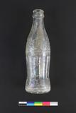 Bouteille à boisson gazeuse. Côté A