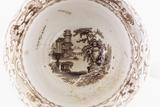 Tasse. Détail du décor intérieur (fond)