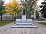 Monument du père Cyrille Beaudry