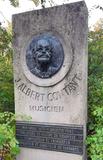 Plaque du monument de J.-Albert Contant