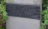 Plaque du monument de J.-Albert Contant, Vue de détail