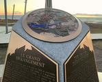 Plaque du monument de l'Odyssée acadienne de Carleton-sur-Mer (2 de 2), Vue avant