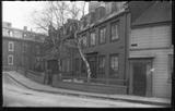 Quartier Vieux-Québec - Rue des Remparts - Résidences, 1897, Fred C. Würtele, Fonds Fred C. Würtele, P546,D3,P13, (Tiré de www.banq.qc.ca)