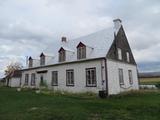 Maison et laiterie Casault. Vue d'angle