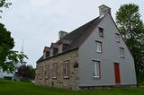 Vieux presbytère de Deschambault. Vue d'angle