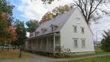 Manoir et four à pain Couillard. Vue d'angle